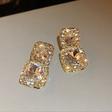 Shining Crystal Drop Earrings