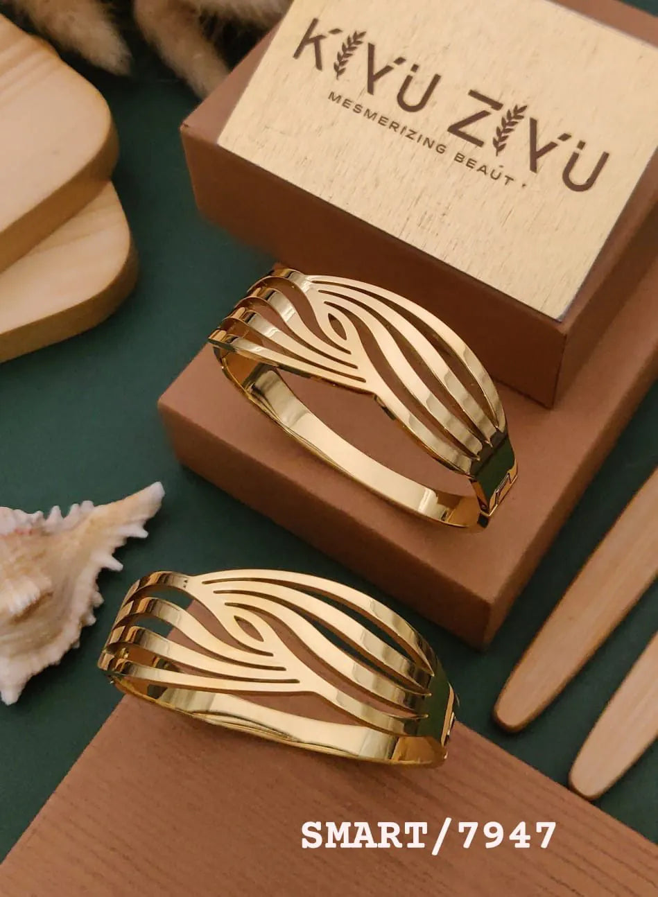 Anti Tarnish Elegant Kada Bracelet