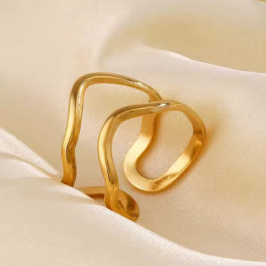 Anti-Tarnish Wavy Ring