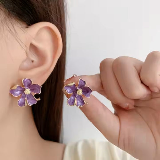 Vintage Flower Stud Earrings