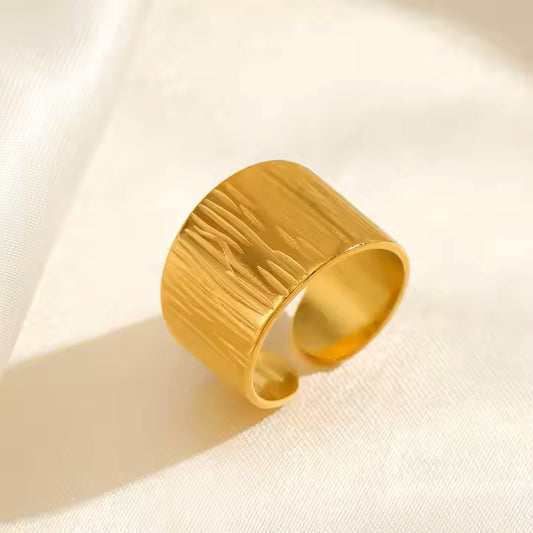 Anti-Tarnish Geometric Wide Textured Ring