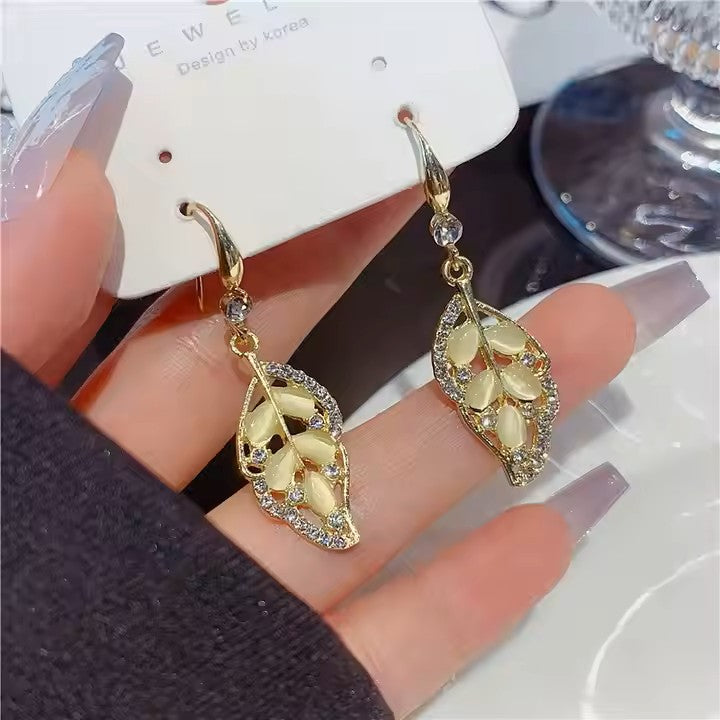 Drop Leaf Stone Earring