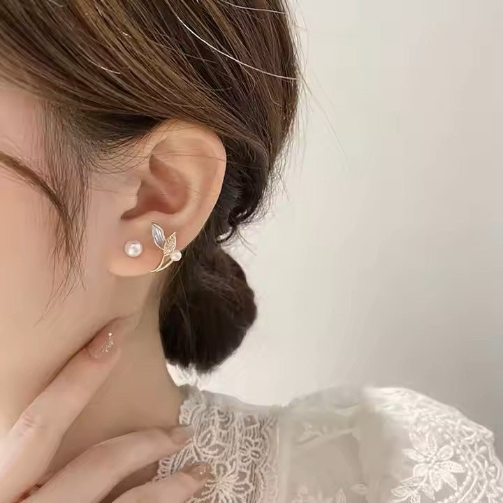 Pearl Leaf Stud Earring