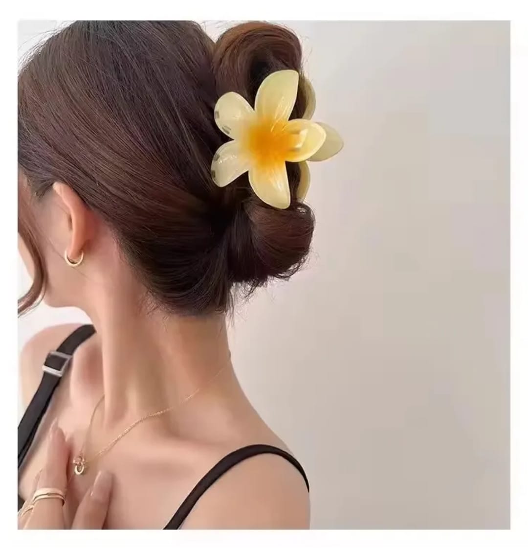 Trendy Flower Hair claw Multicolor 6 Pcs