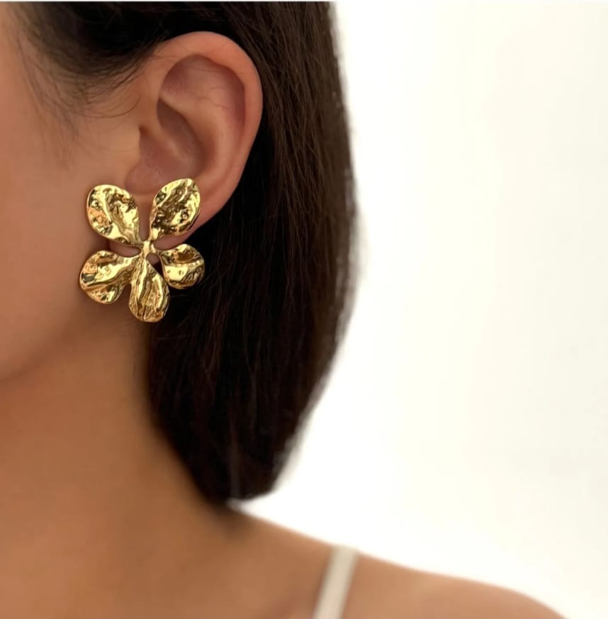 Anti Tarnish Flower Earrings