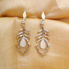 Elegant Monalisa Feather Stone Earring