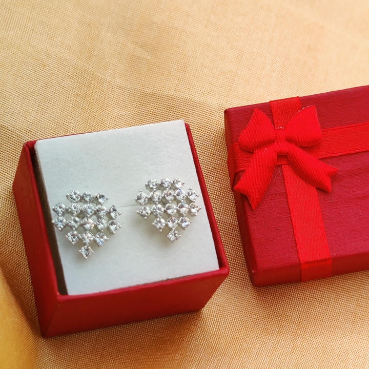 Diamond Stunning Stud Earring