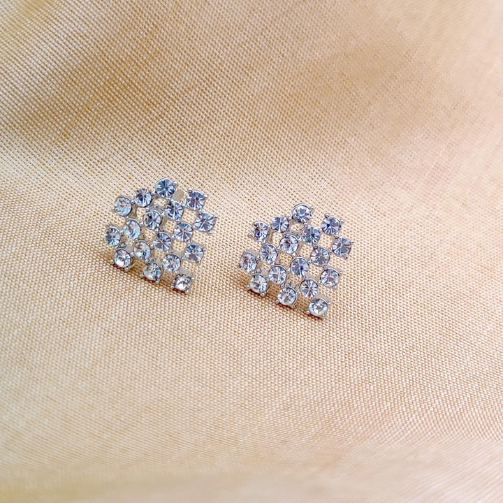 Diamond Stunning Stud Earring