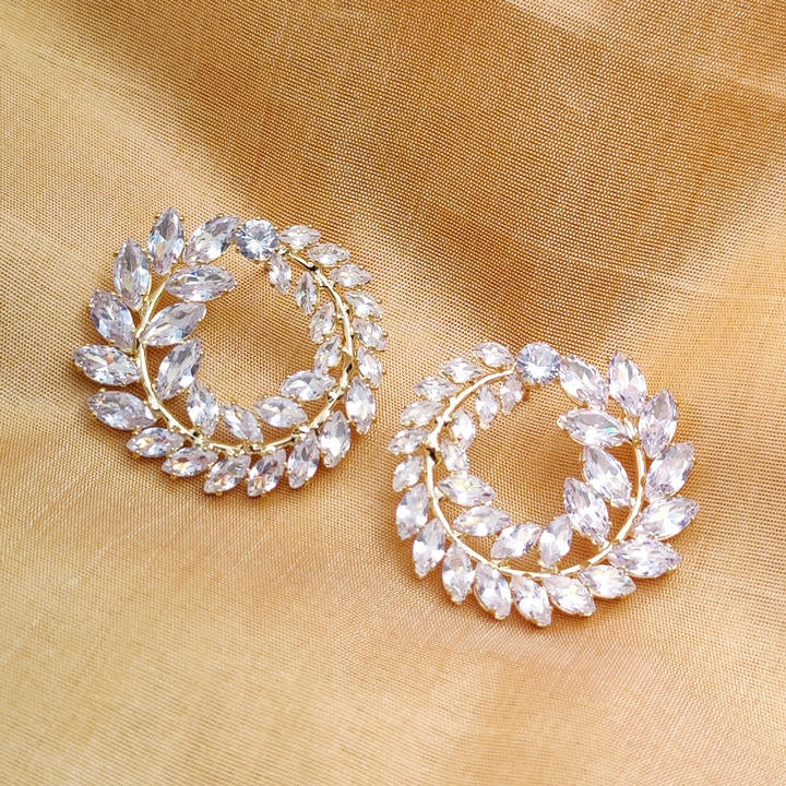Stunning Diamond  Round Earring