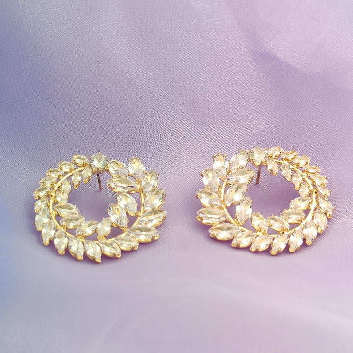 Stunning Diamond  Round Earring