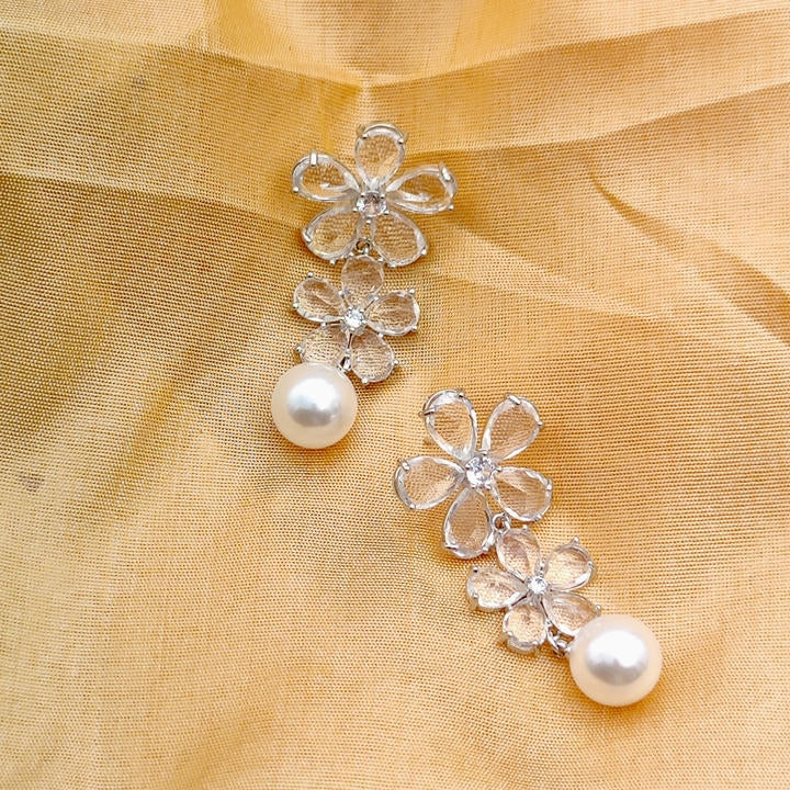 Stunning Drop Flower Diamond And Pearl Earring