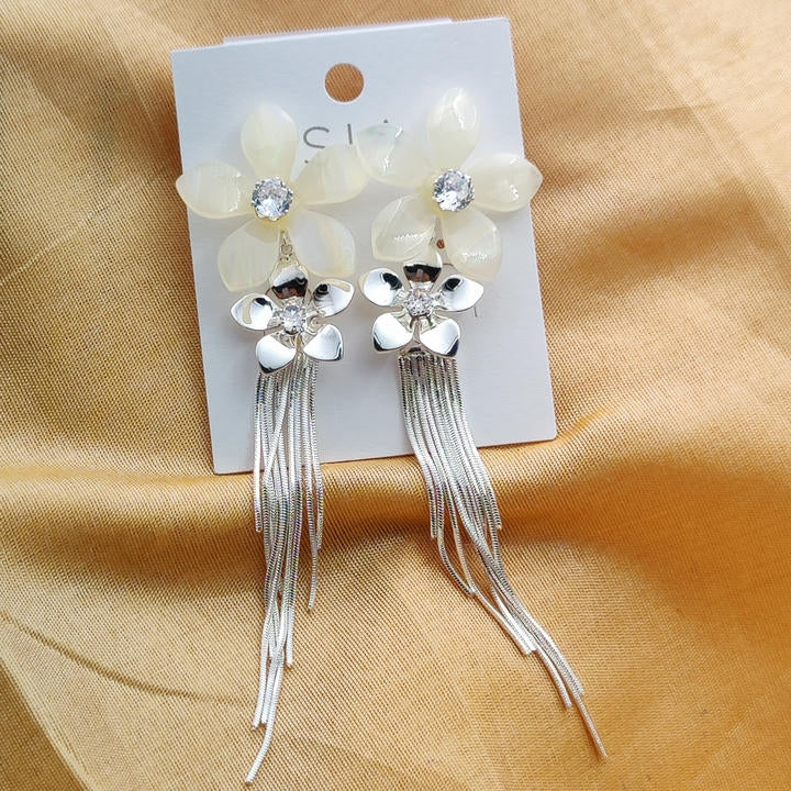 Elegant Flower Drop Chain Earring