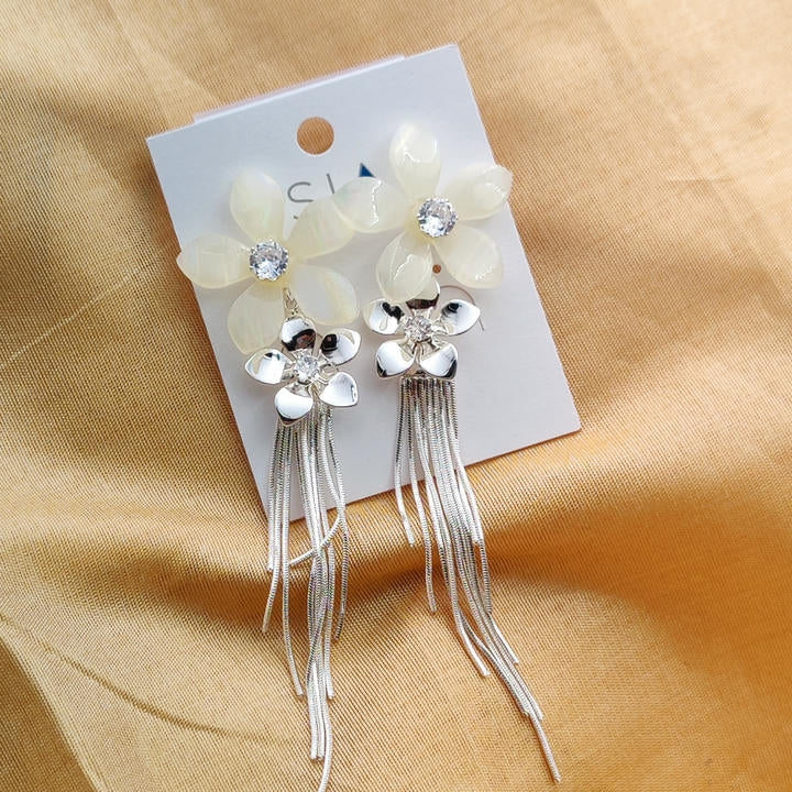Elegant Flower Drop Chain Earring