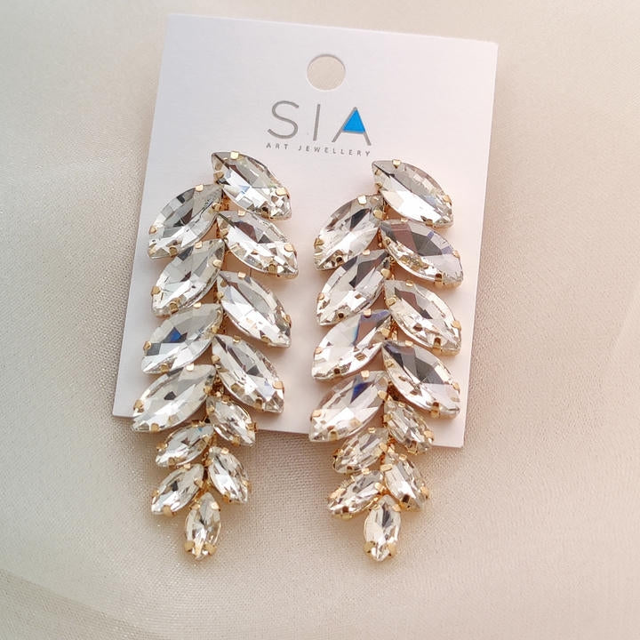 Elegant Diamond Leaf Earring