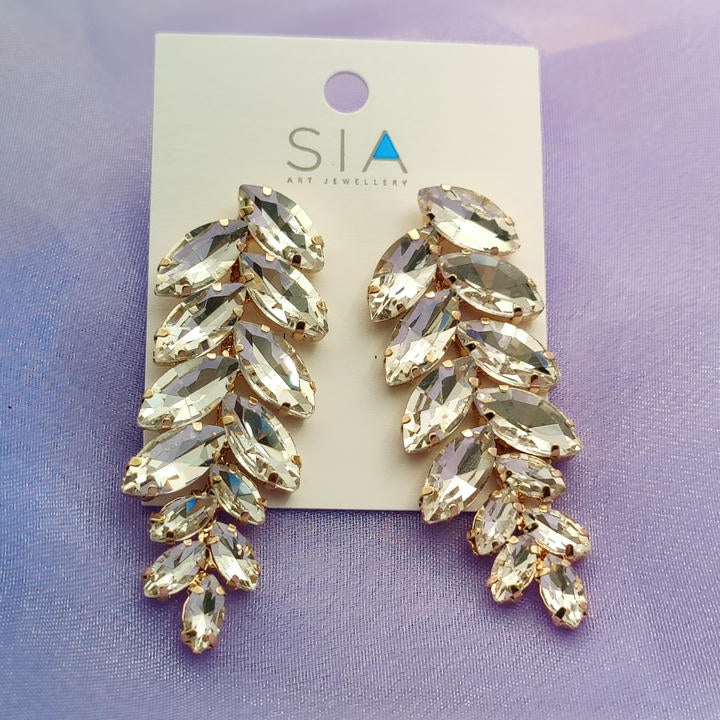 Elegant Diamond Leaf Earring