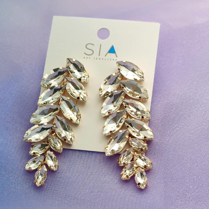 Elegant Diamond Leaf Earring