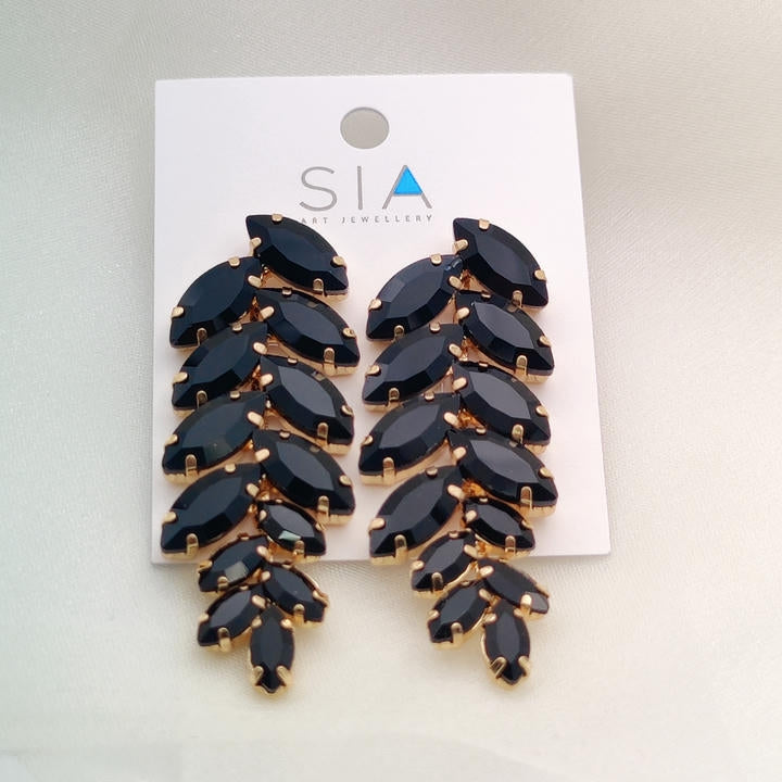 Elegant Diamond Leaf Earring