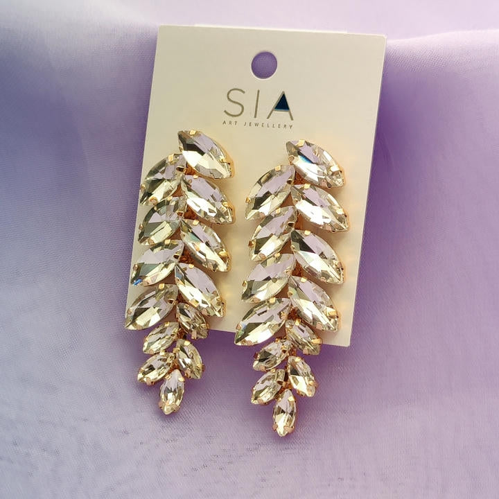 Elegant Diamond Leaf Earring