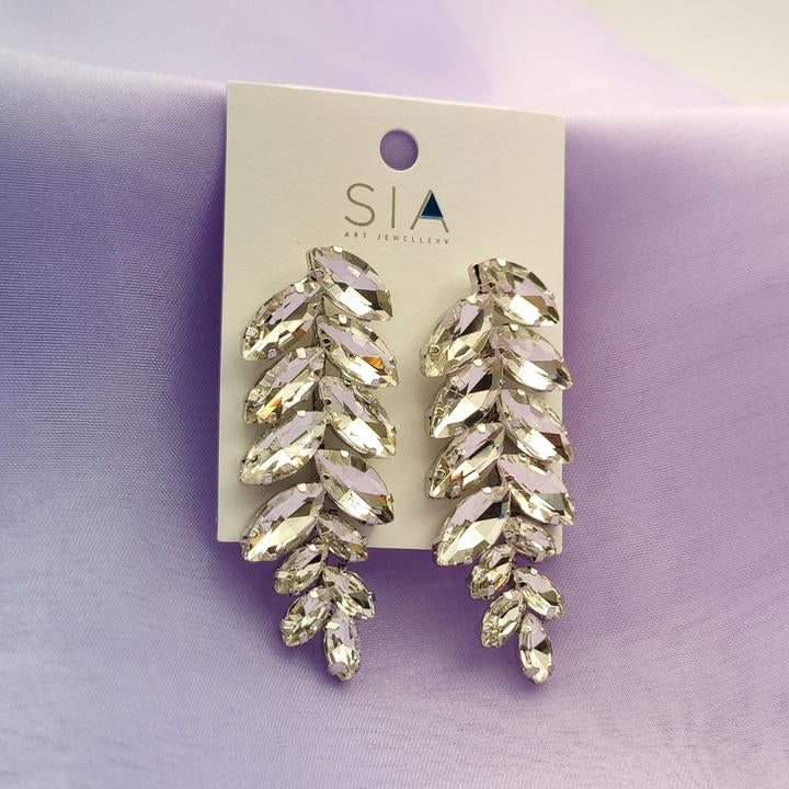 Elegant Diamond Leaf Earring
