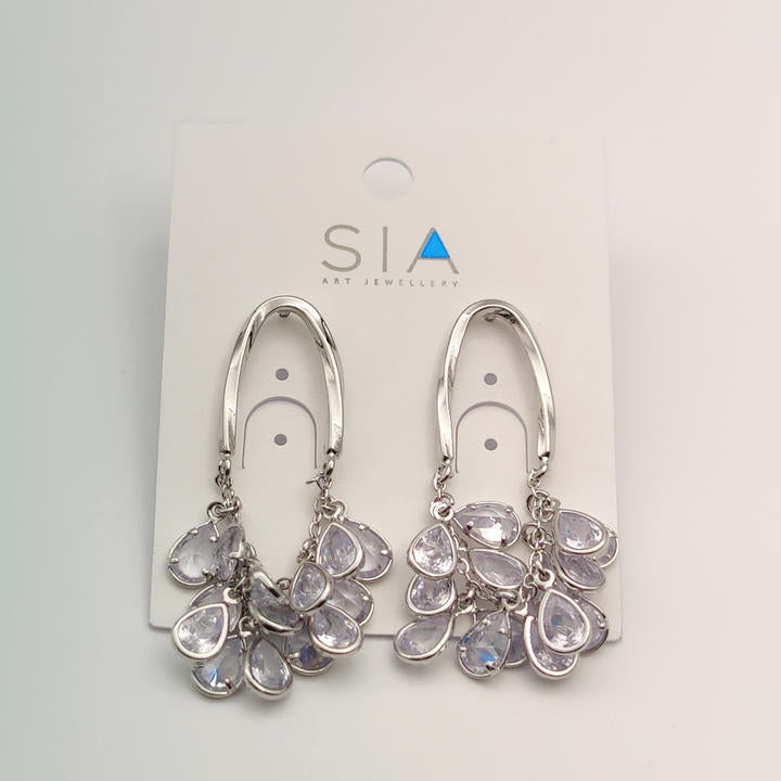 Elegant Drop Diamonds Bunch Earring