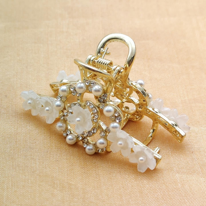 Elegant Flower Hair Clutcher