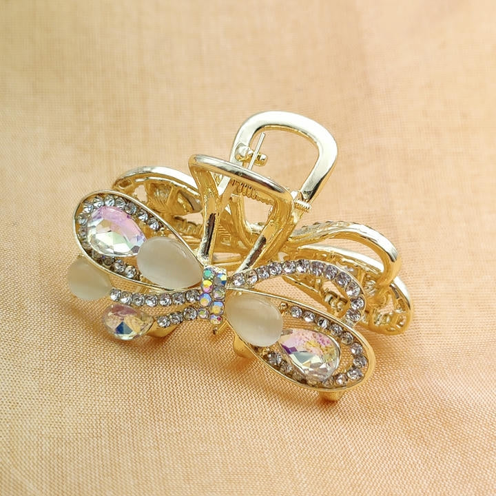 Elegant Hair Clutcher With Diamonds And Resin Stone