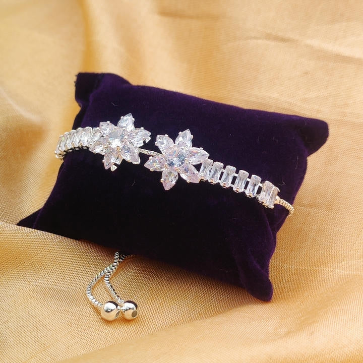 Rhinestone Flower Diamond Bracelet