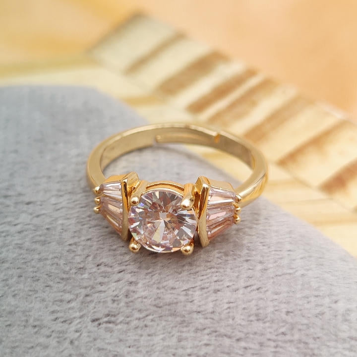 Sparkling AD Stone Ring