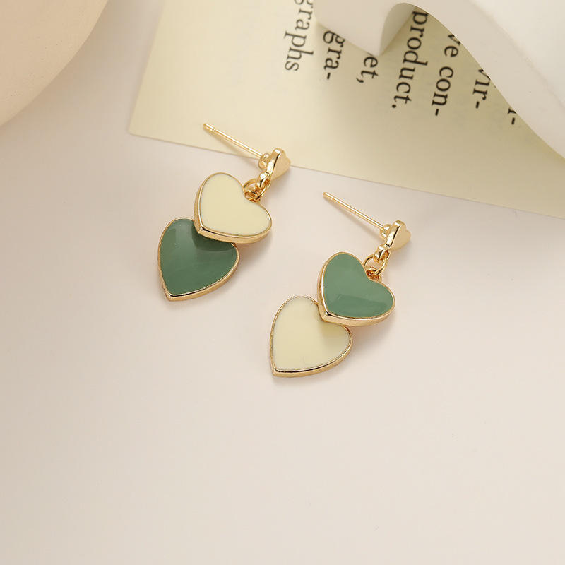 Korean Sweet Green Contrast Color Heart Shaped Earrings
