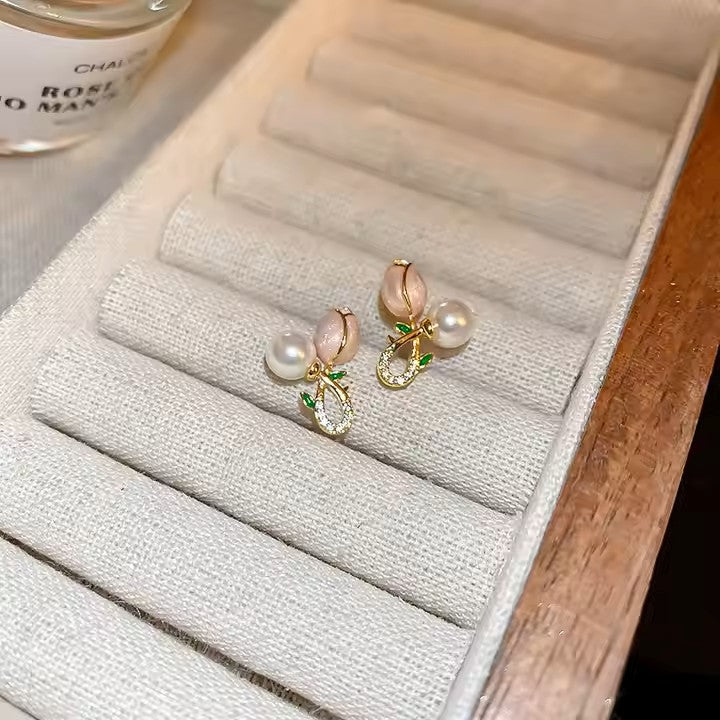 Flower Pearl Stud Earrings