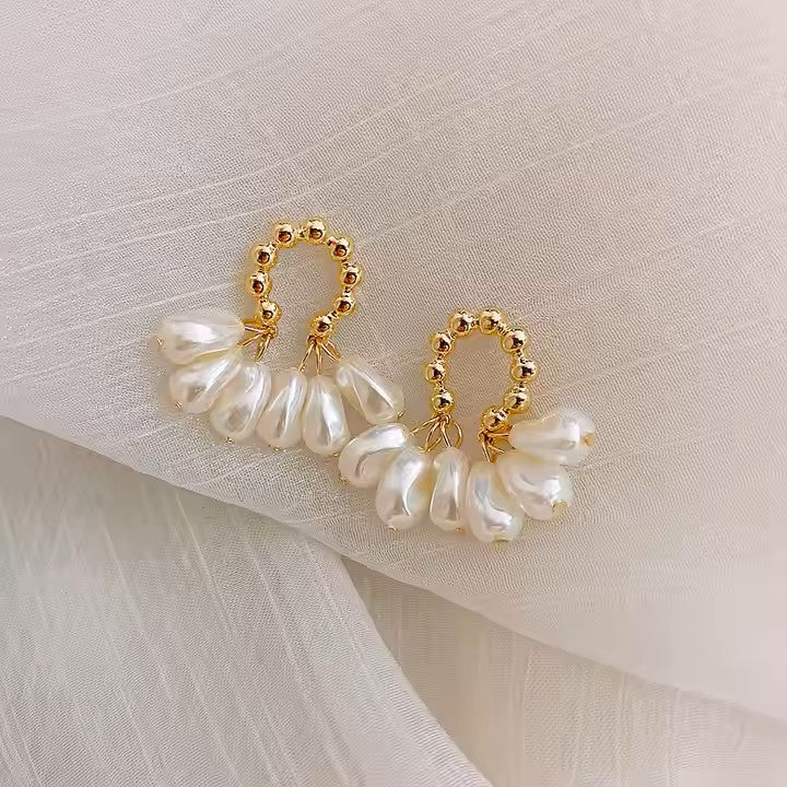 Trendy Pearl Drop Earrings