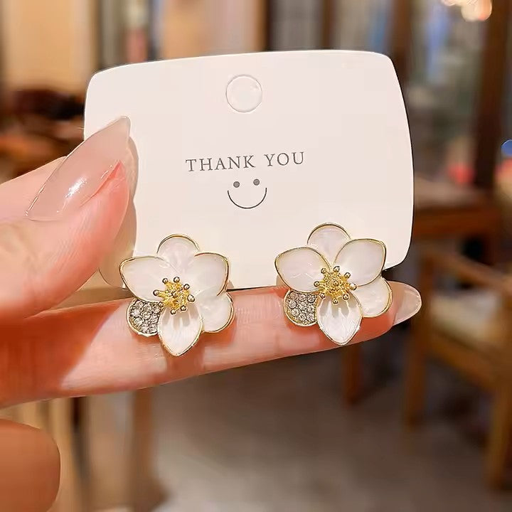 Trendy Flower Stud Earrings