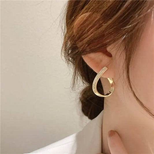 Twisted Hoop Simple Gold Studs