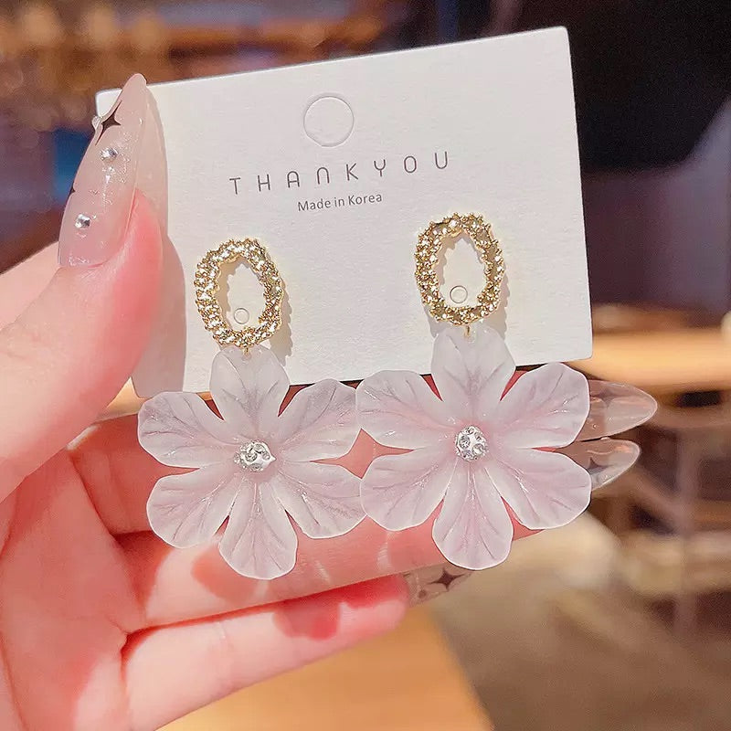 Elegant Acrylic Flower Earrings
