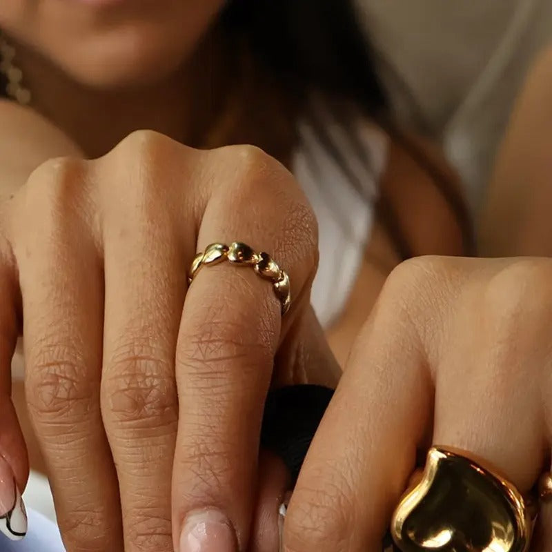 Anti-TarnishLeaf Hearts Ring