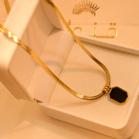 Anti Tarnish Black Pendant Snake Chain Necklace