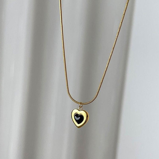 Anti Tarnish Sweet Black Heart Necklace