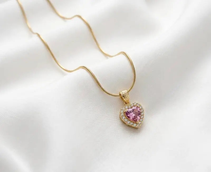 Anti Tarnish Elegant Heart Pendant Chain Necklace