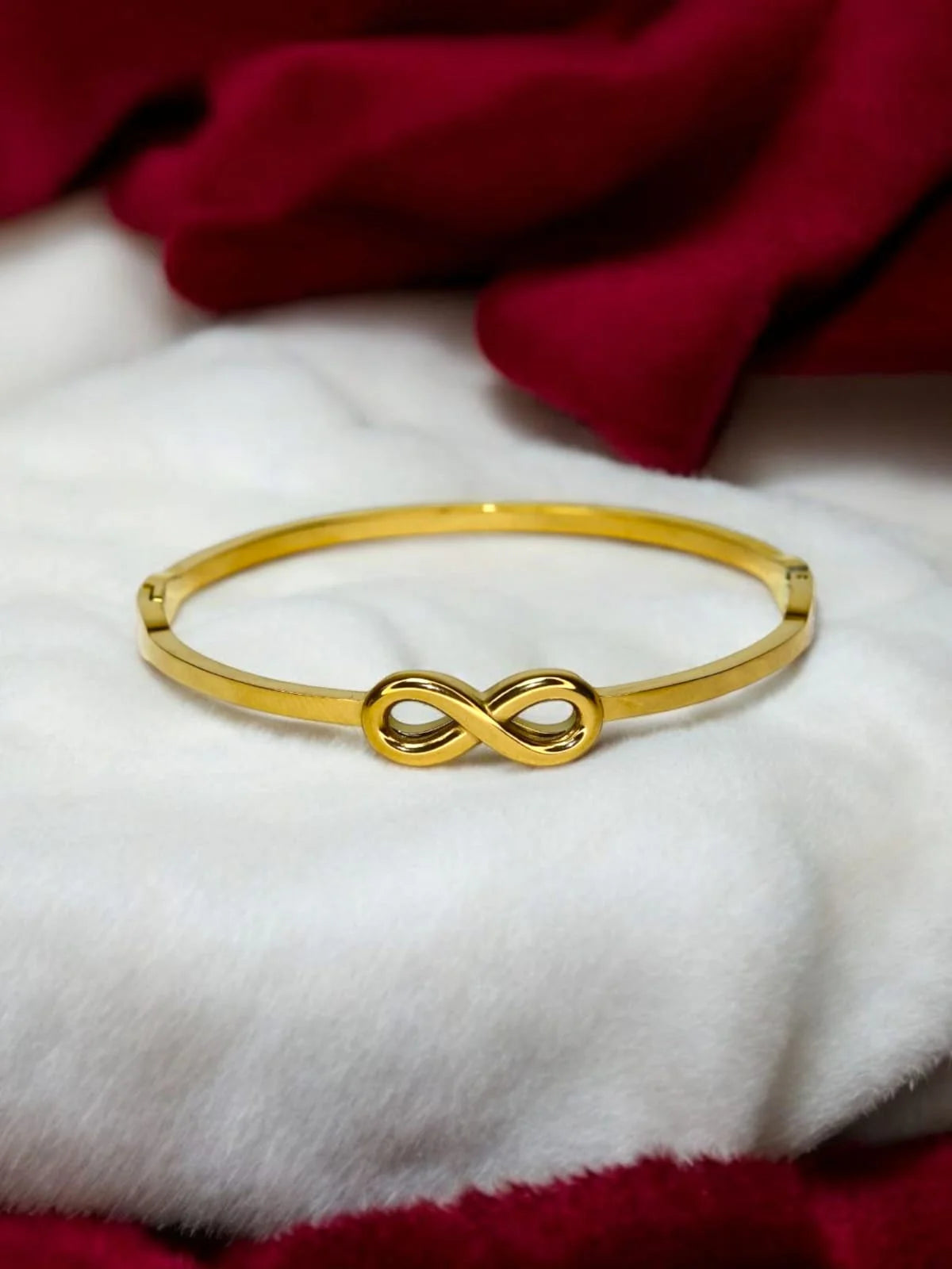 Anti Tarnish Elegant Infinite Symbol Kada Bracelet