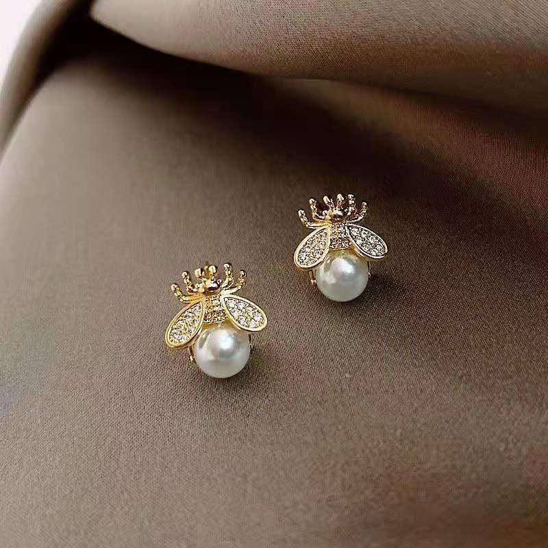 Rhinestone Bee Studs Earrings Cute Animal Earrings