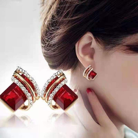 Elegant Crystal Rhombus Wing Geometric Earrings