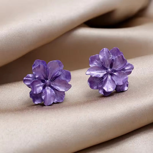 Elegant Trending Flower Stud Earring