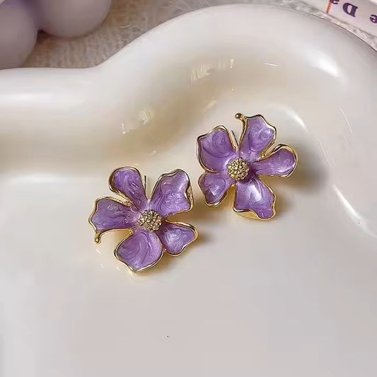 Vintage Flower Stud Earrings