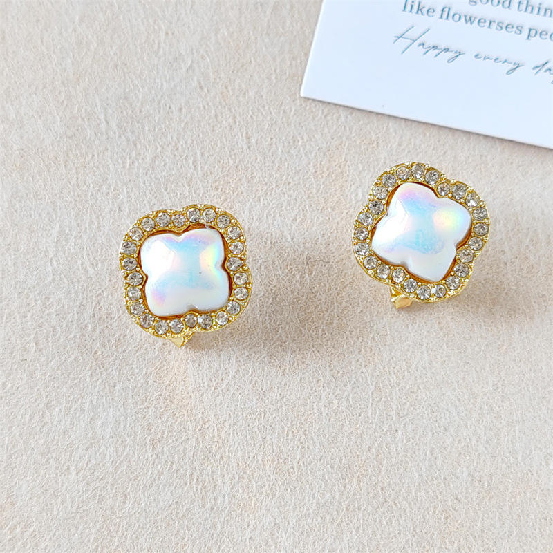 High-End Versatile Four-Leaf Clover Geometric Square Earrings