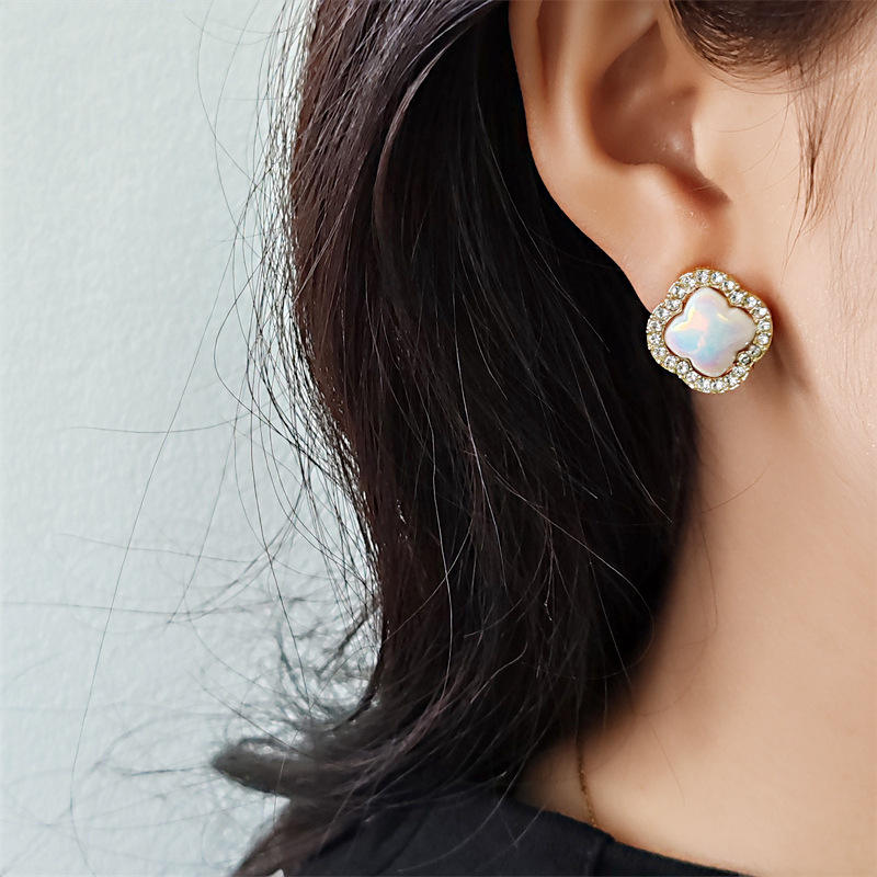 High-End Versatile Four-Leaf Clover Geometric Square Earrings