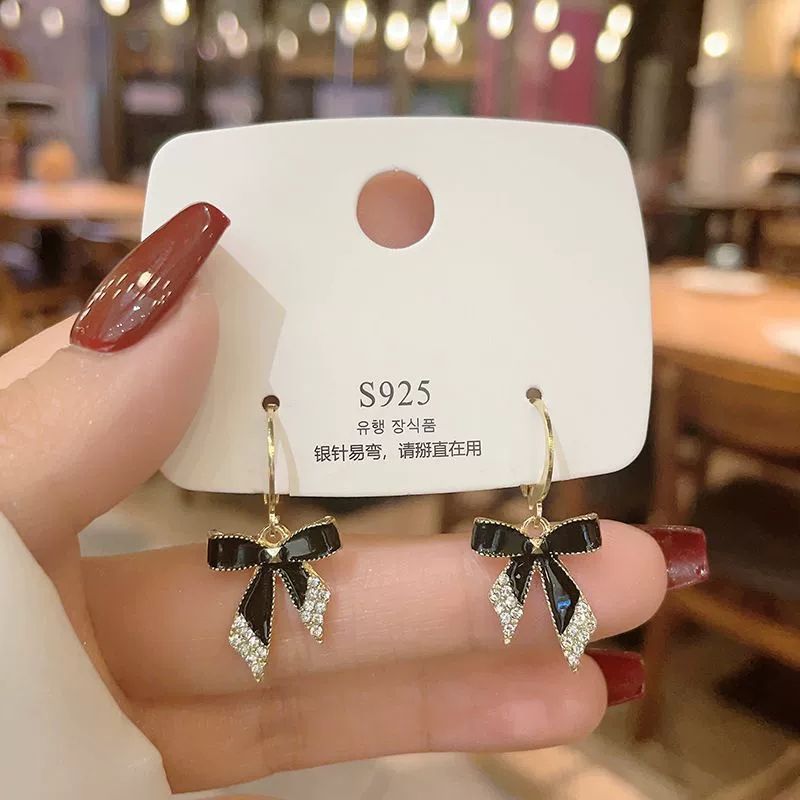 Korean New Black Bow Micro Diamond Earrings