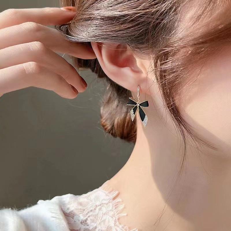 Korean New Black Bow Micro Diamond Earrings