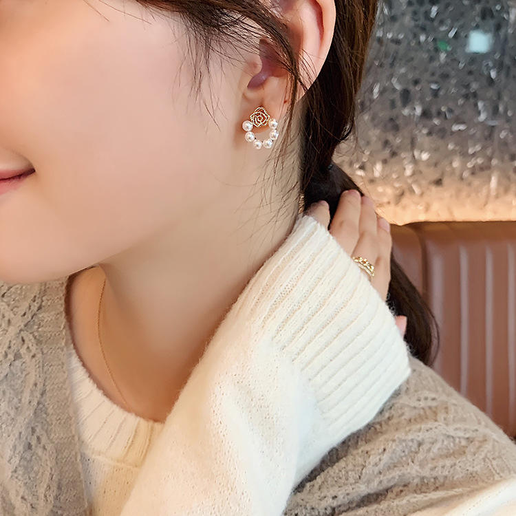 Korean Simple Trendy Hollow Out Rose Flower Stud Earring