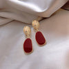 Red Retro Temperament Earrings