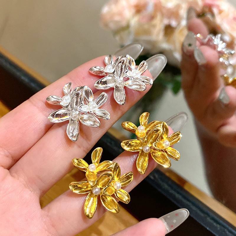 Retro Flower Earrings Stud Earrings